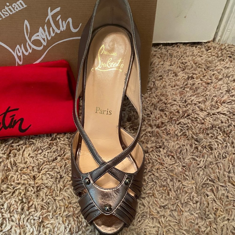 Christian Louboutin Scissor Girl Heels Size 8 - Picture 3 of 4